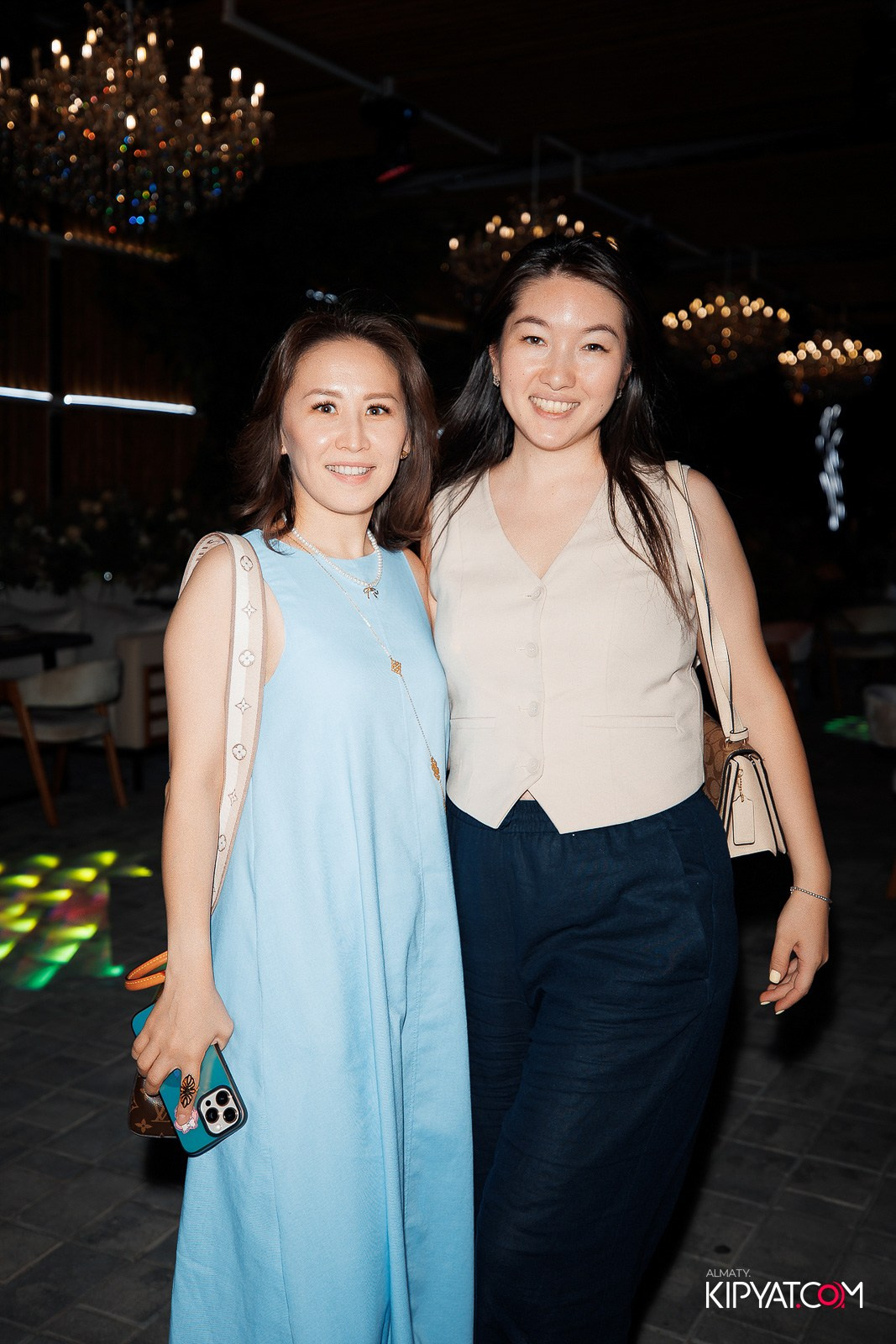 FRIENDS BAR & TERRACE. КИПЯТКОМ АЛМАТЫ!