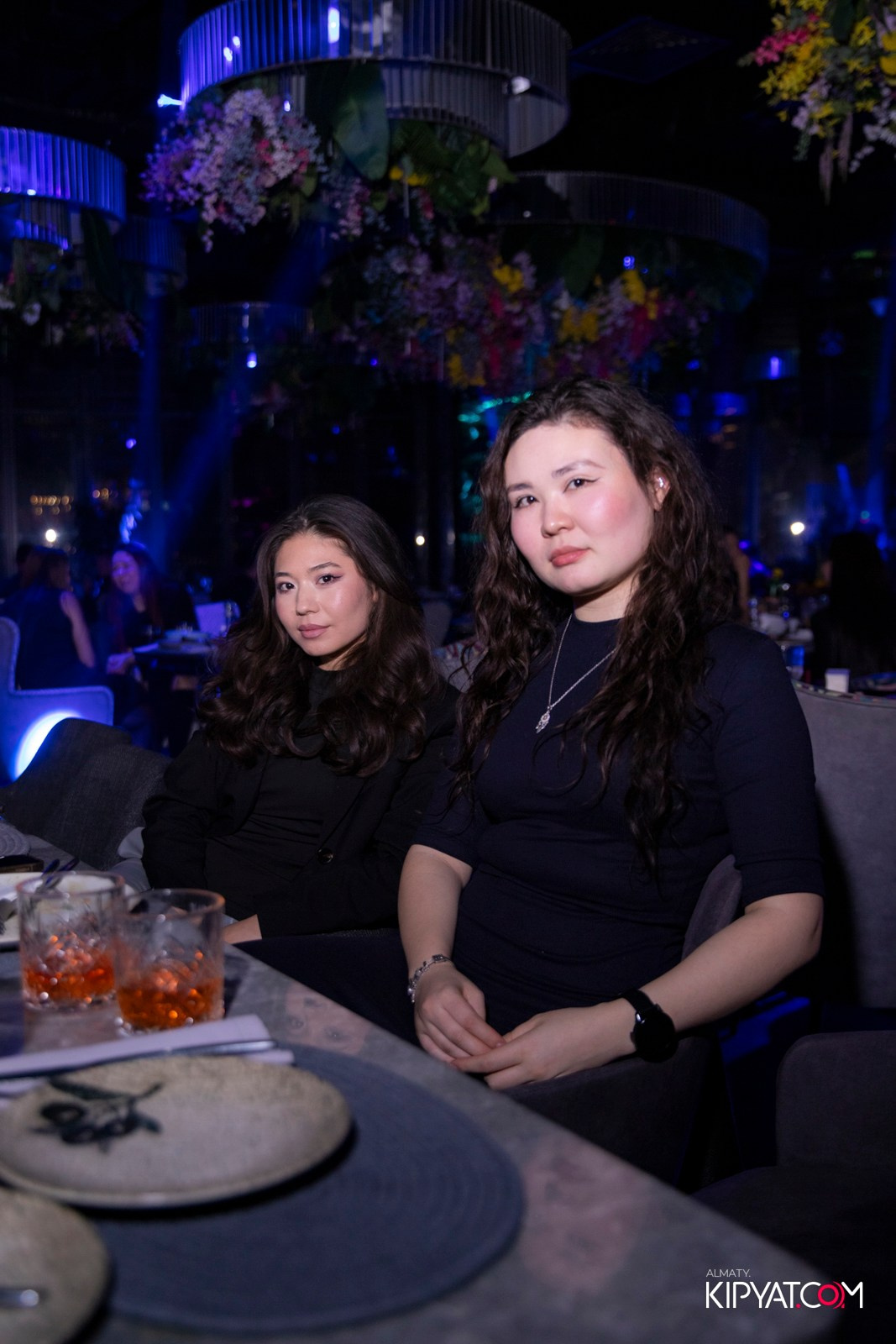 FRIENDS BAR & TERRACE. КИПЯТКОМ АЛМАТЫ! Фотосъемка мероприятий в Алматы