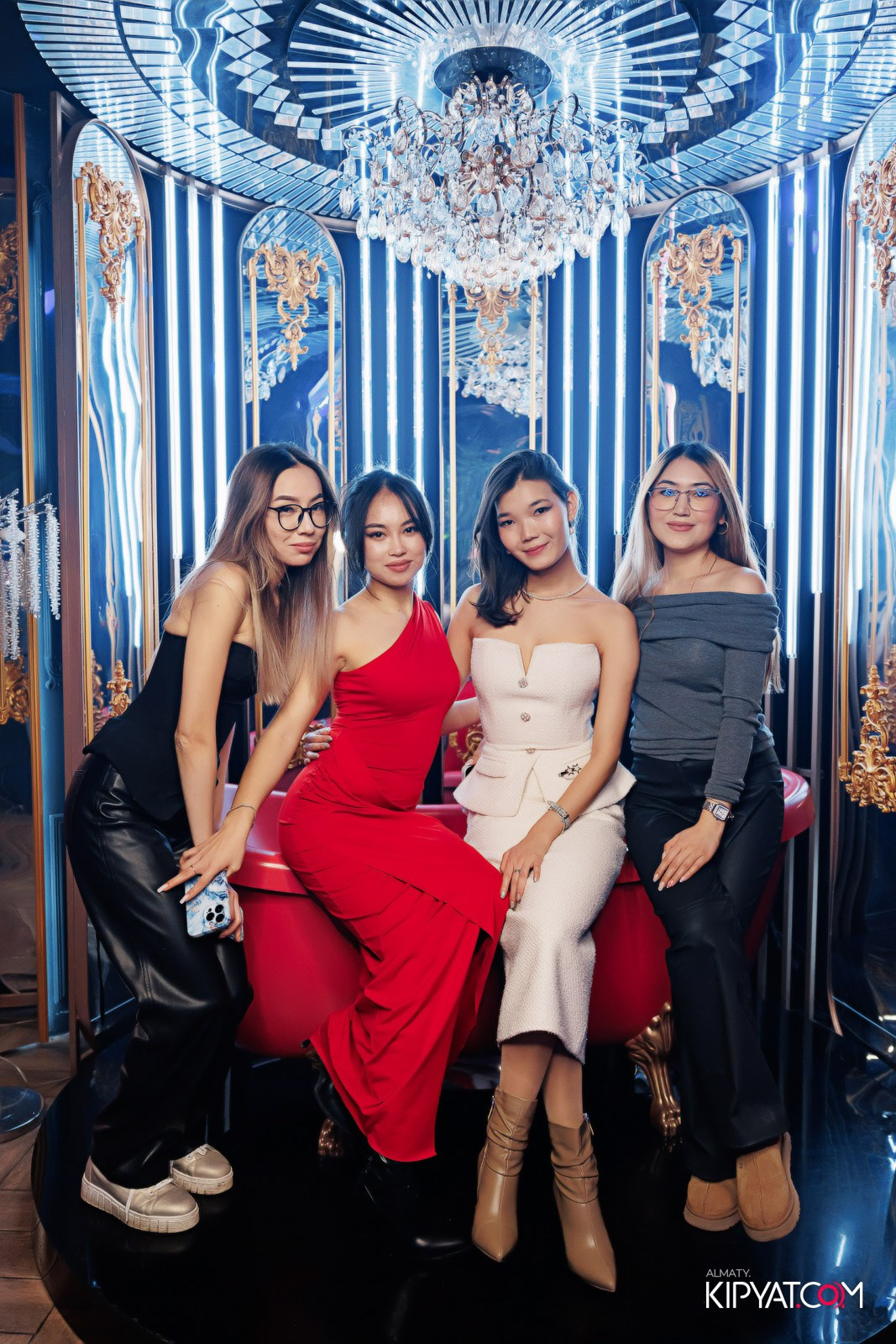 ЗАЯ, НА БИС. КИПЯТКОМ АЛМАТЫ!