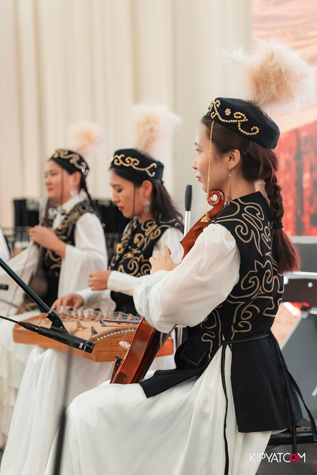 ETHNO POP-UP STORE, SABANTOI B SADU ARENA. КИПЯТКОМ АЛМАТЫ!