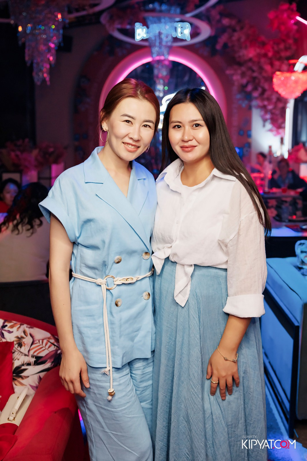 ЗАЯ, НА БИС. КИПЯТКОМ АЛМАТЫ!