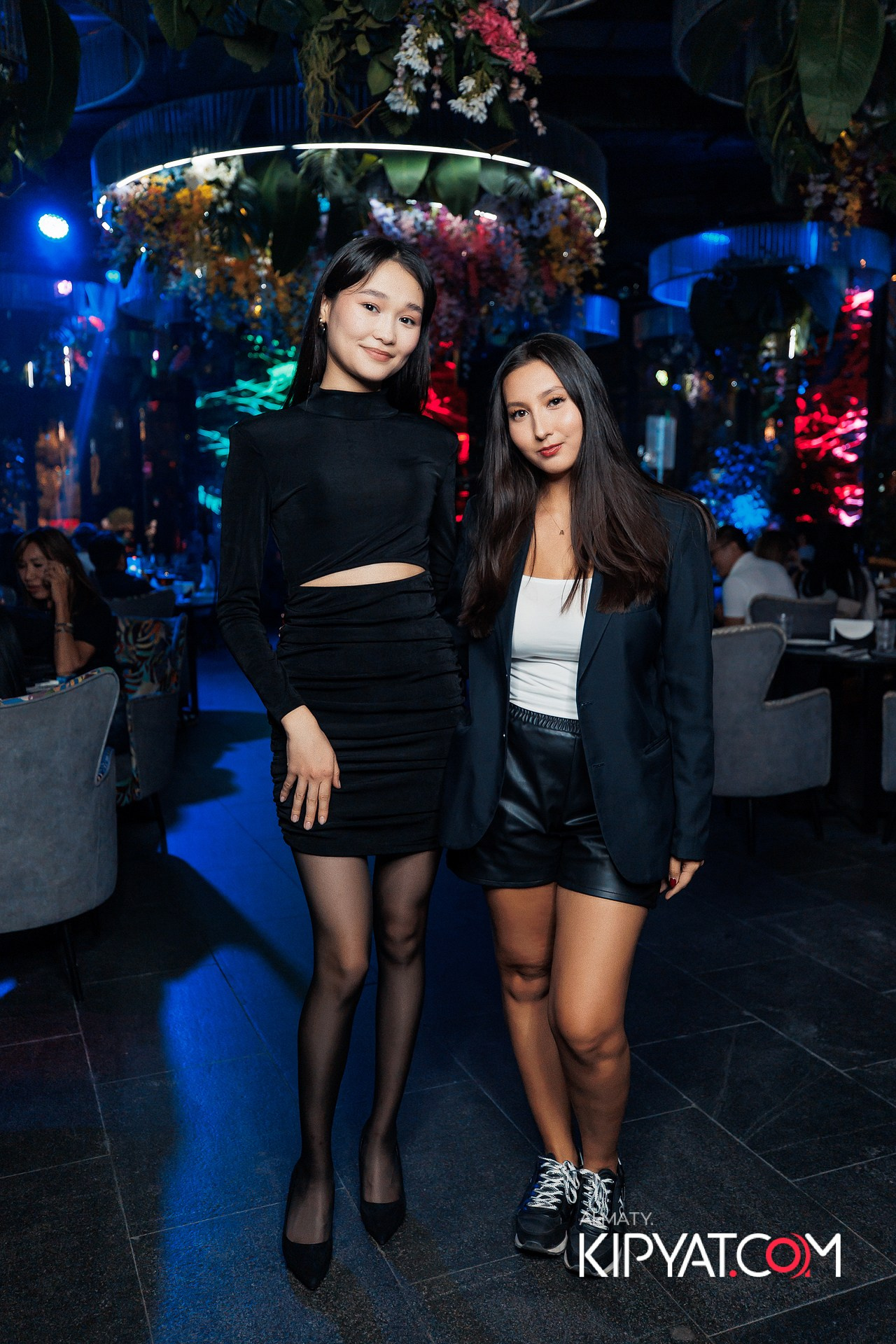 Friends bar & terrace. КИПЯТКОМ АЛМАТЫ! Фотосъемка мероприятий в Алматы