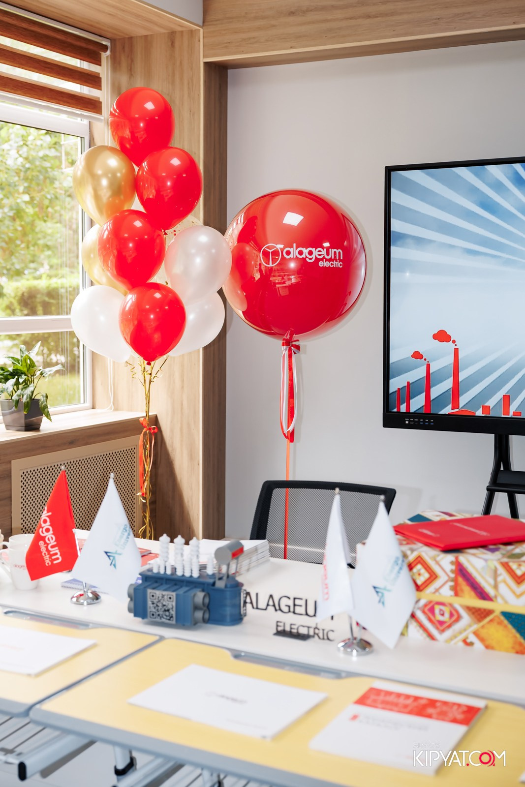 50 ЛЕТ — АЛМАТИНСКИЙ УНИВЕРСИТЕТ ЭНЕРГЕТИКИ И СВЯЗИ. КИПЯТКОМ АЛМАТЫ!