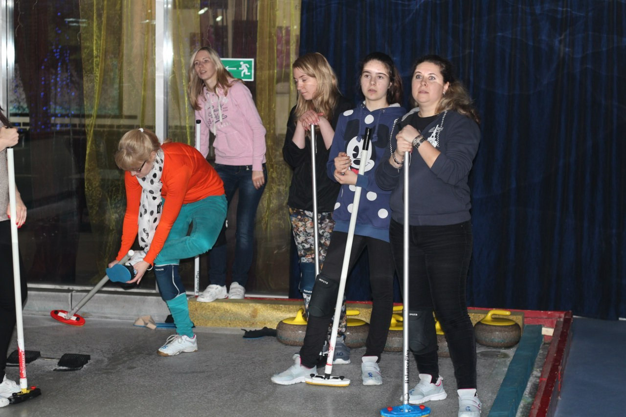 Кёрлинг | 10.04.2016. Галерея Фантим