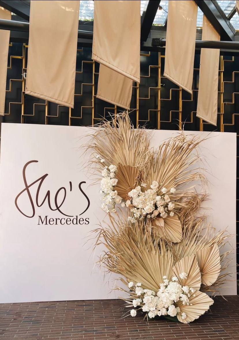 She's Mercedes. Ксения Почтарь. Декоратор и флорист, город Владивосток