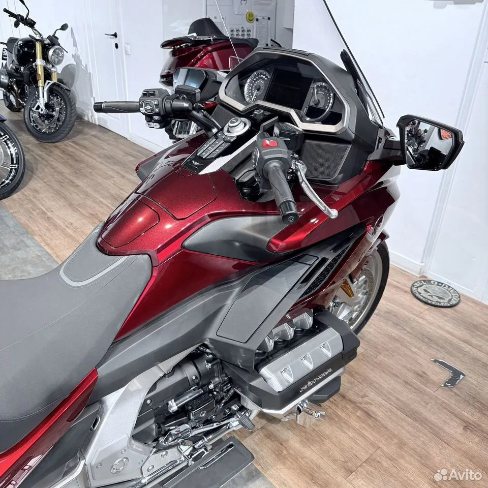 2023 НОNDA Goldwing NEW Candy Ardеnt Rеd МANUAL. Hello Davidson, Москва. Только хорошие мотоциклы…