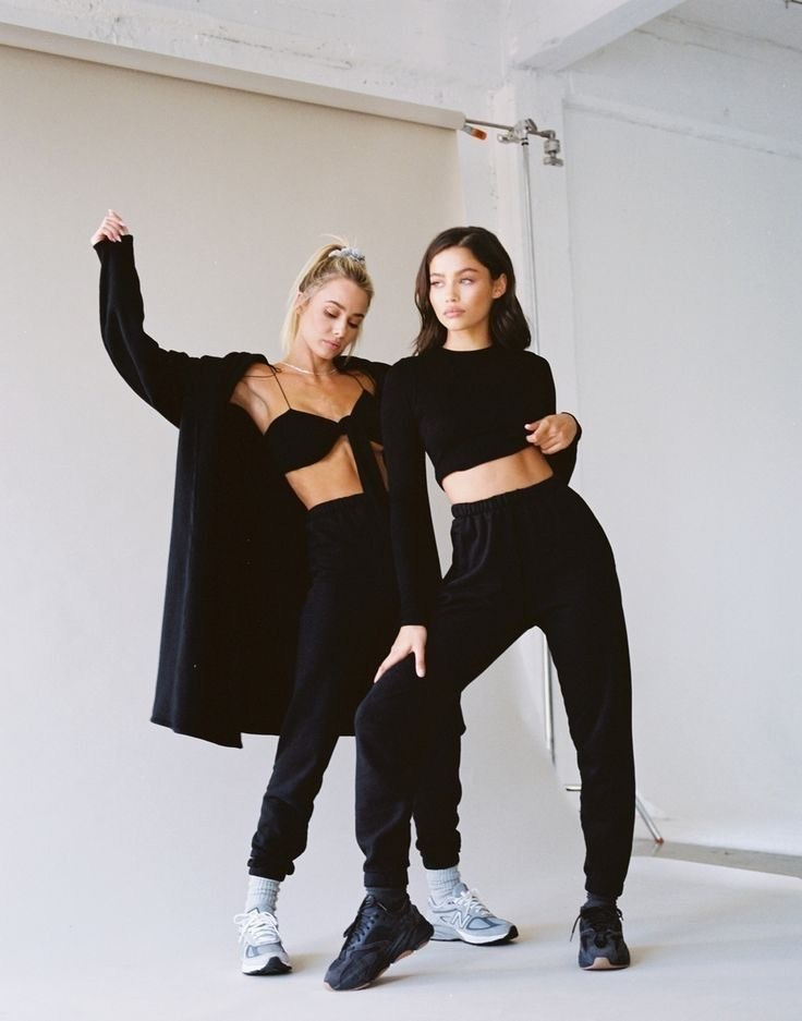 Friends. Услуги