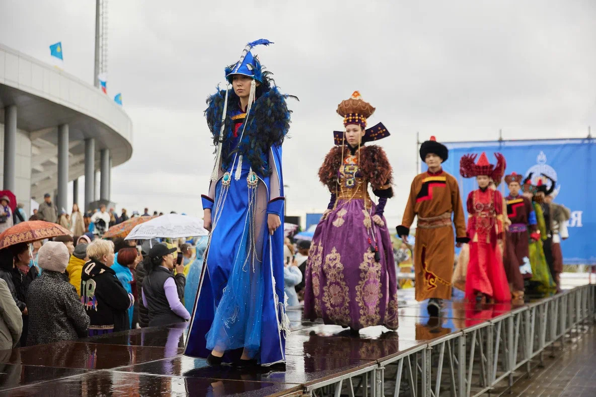 Fashion shows (показы). Модельное агентство ART PODIUM ULAN-UDE
