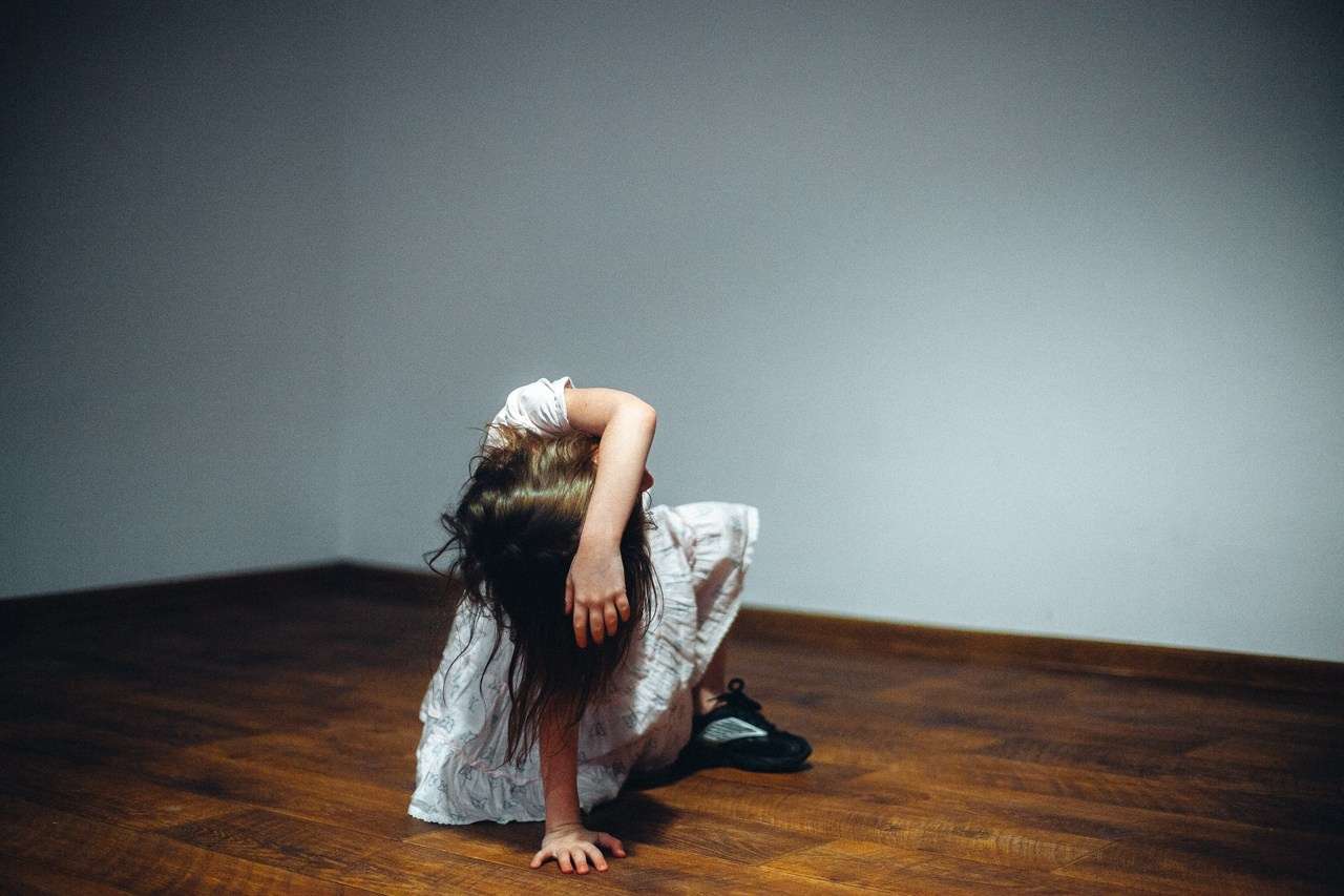 Дочка в студии. Фотограф Денис Денисов