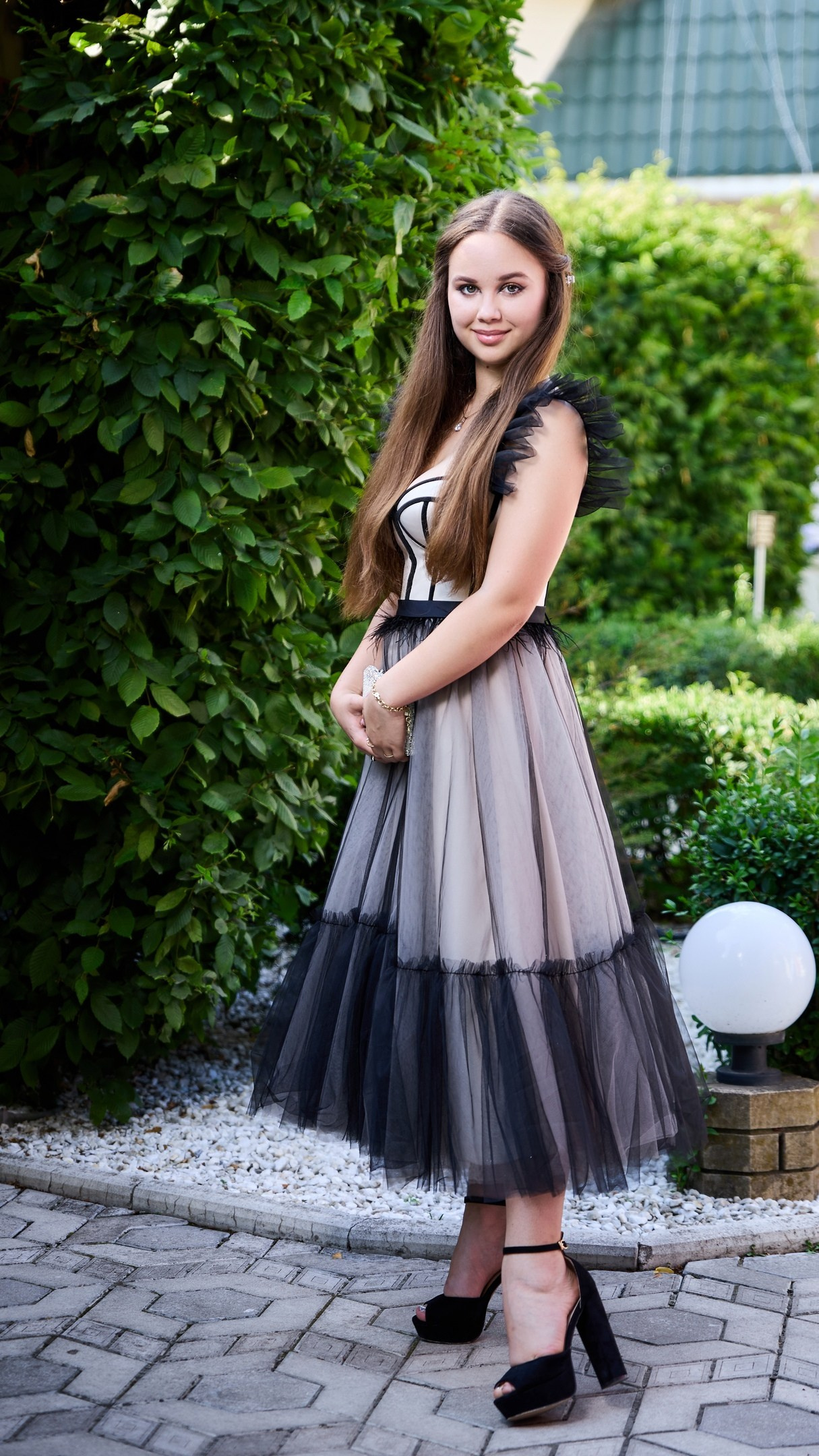 ШКОЛЬНИКИ. ВЫПУСКНОЙ. УСАДЬБА. Фотограф Татаринов Андрей (Донецк / Макеевка)