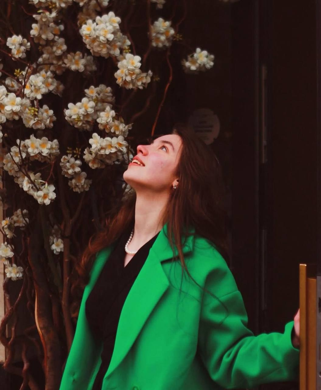 Пальто коммерция. Костюмер, художник кино и телевидения в спб