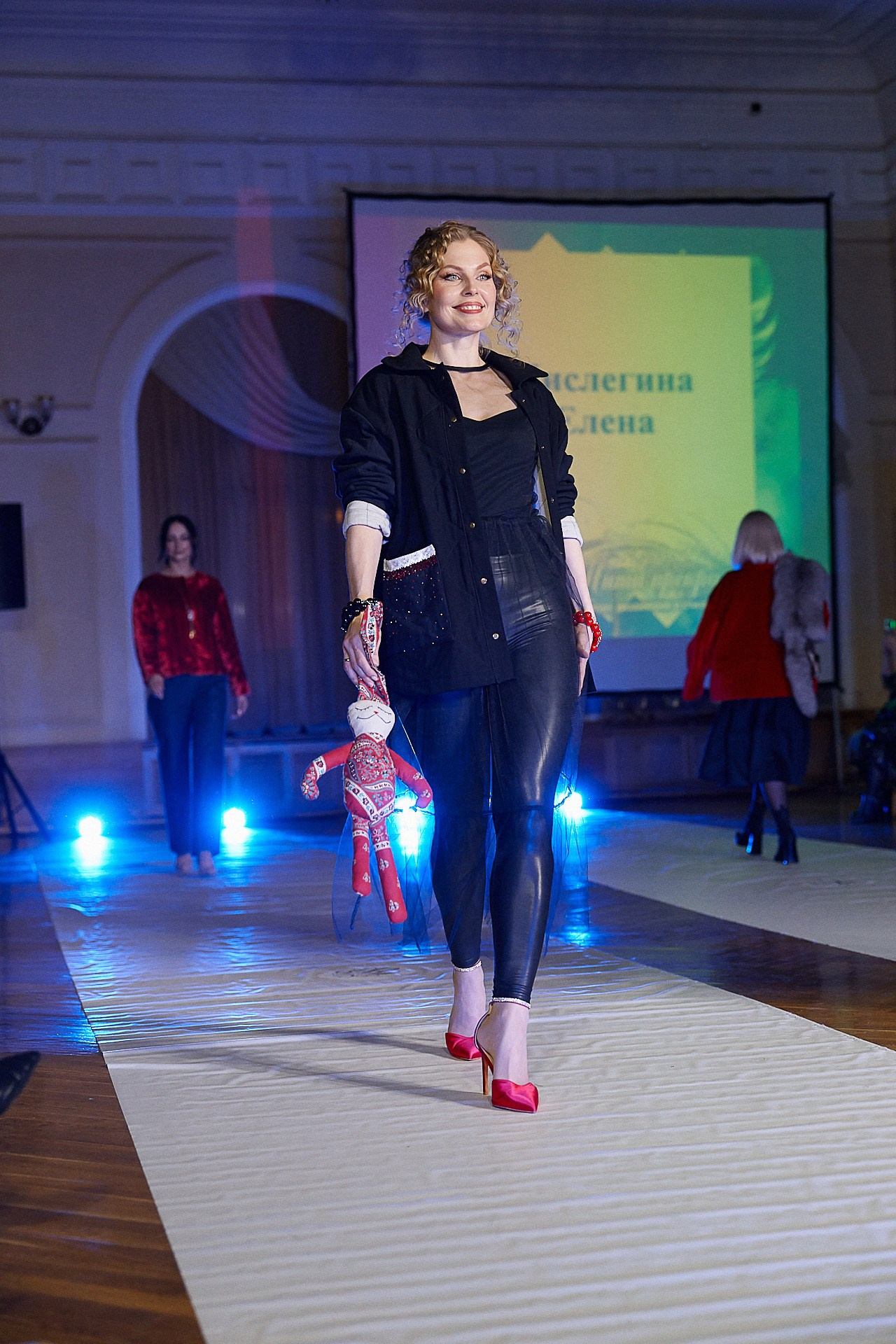 Нити прекрасного 11.24. Репортажный фотограф в Кирове Сергей Дудин