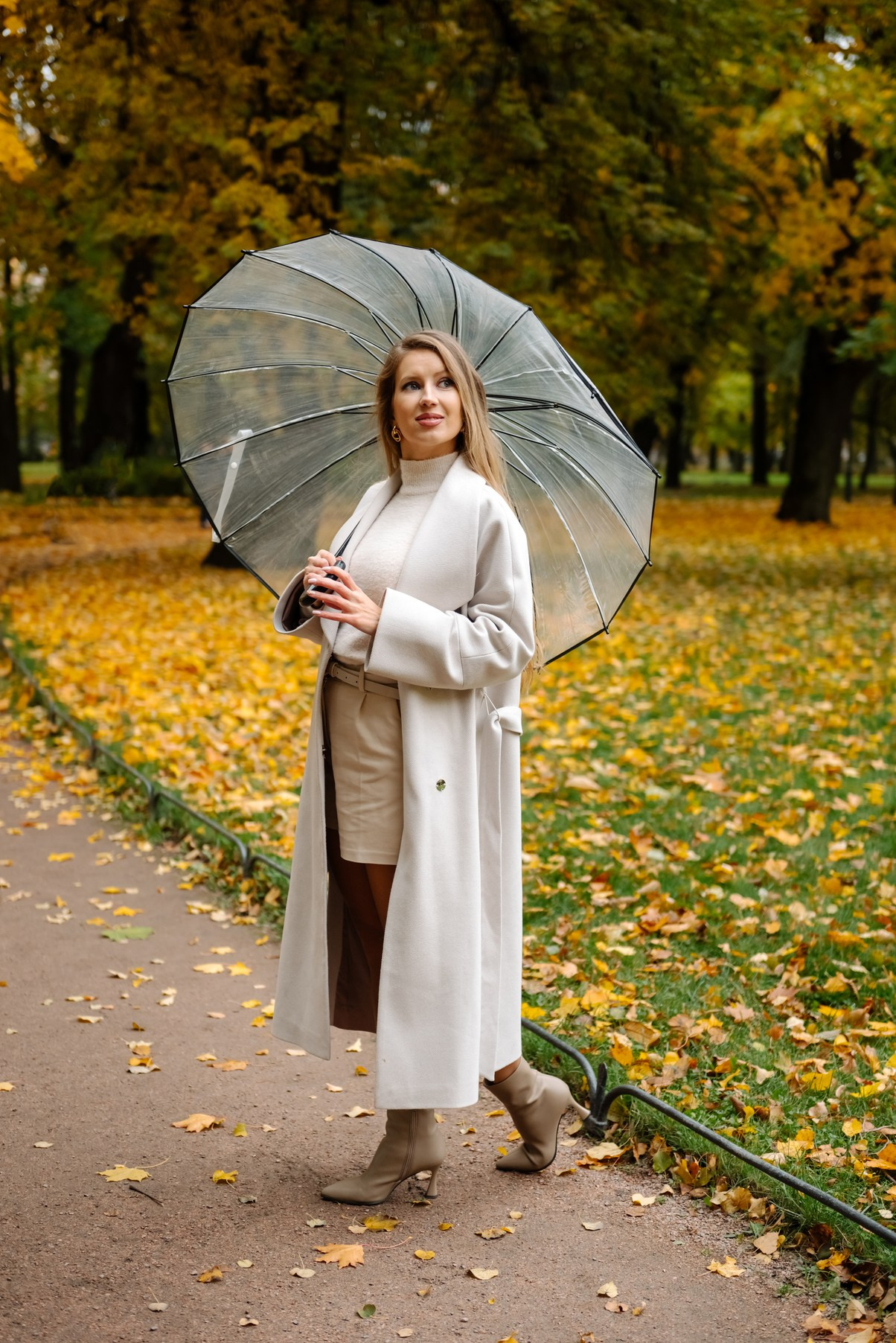 Осенняя фотосессия в Питере в Михайловском саду. Свадебный и сеейный фотограф в Санкт-Петербурге Елена Худякова
