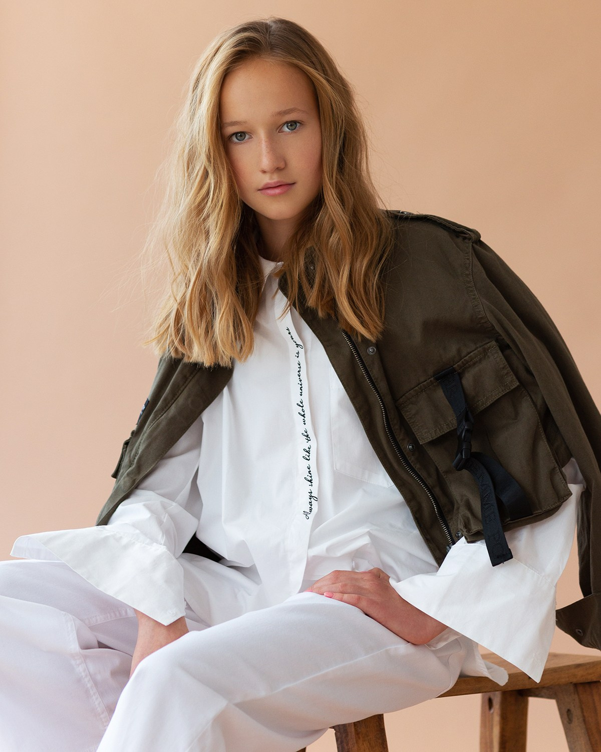 СЪЕМКИ В СТУДИИ. Oksanaseregina.wfolio.pro