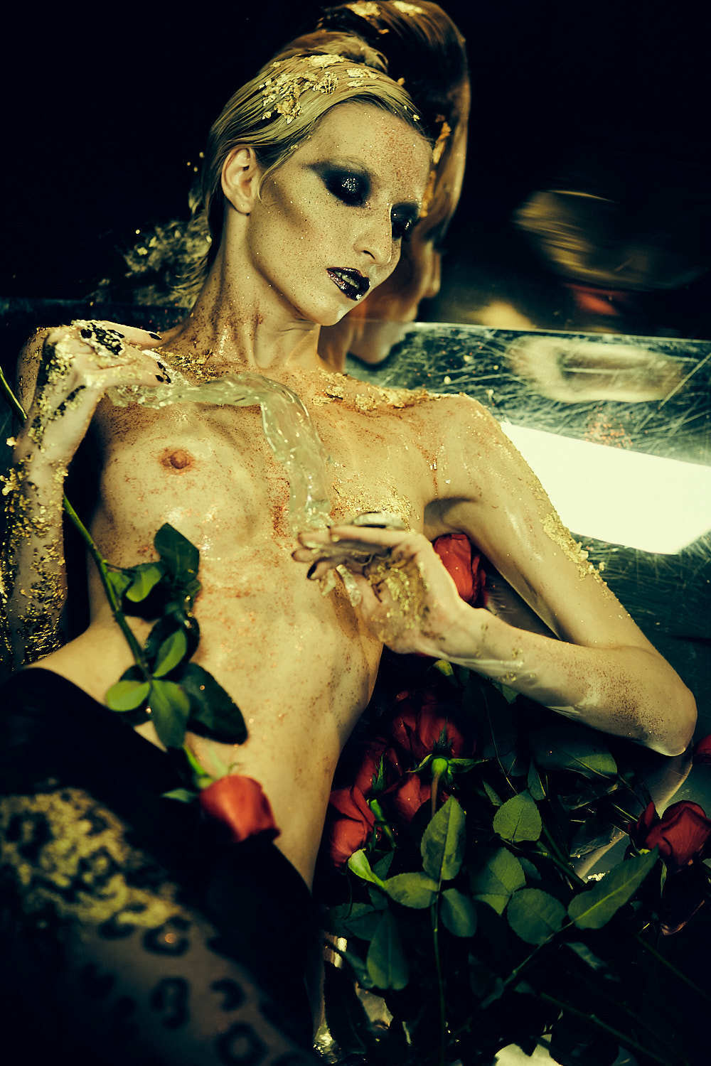 Арт-ню фотосессия с розами