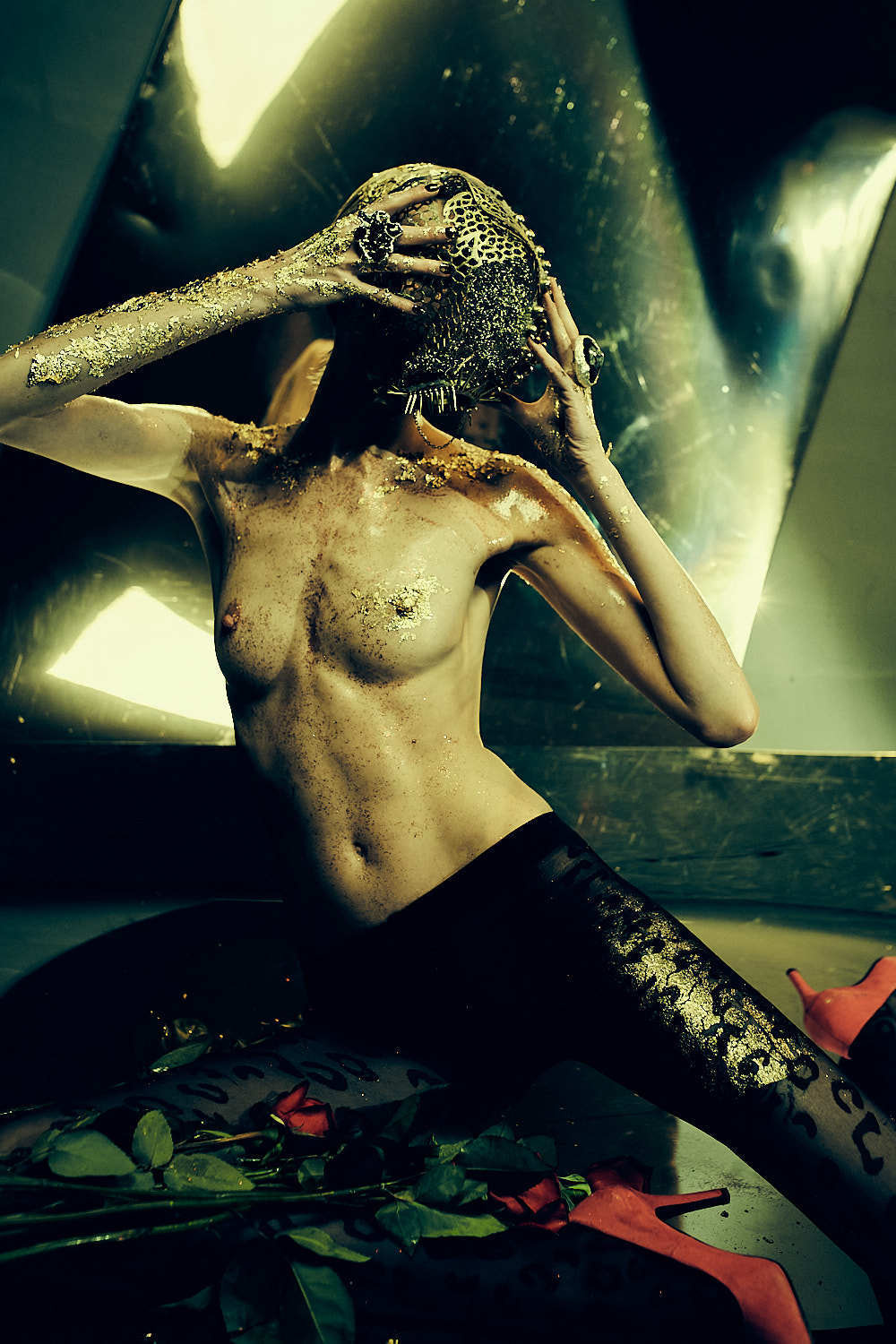 Арт-ню фотосессия с розами