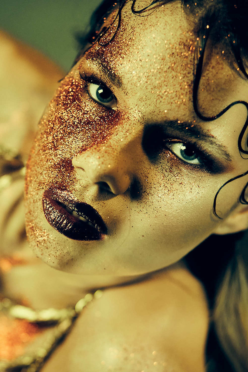 Арт-ню фотосессия с розами