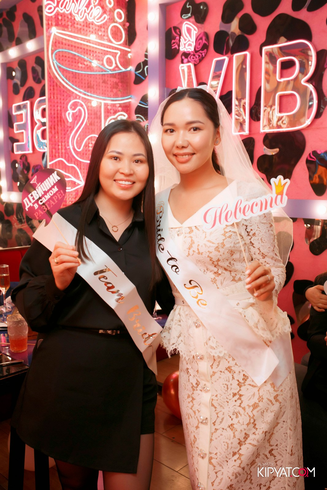 УХО И МЕДВЕДЬ НА КУРМАНГАЗЫ. КИПЯТКОМ АЛМАТЫ! Фотосъемка мероприятий в Алматы