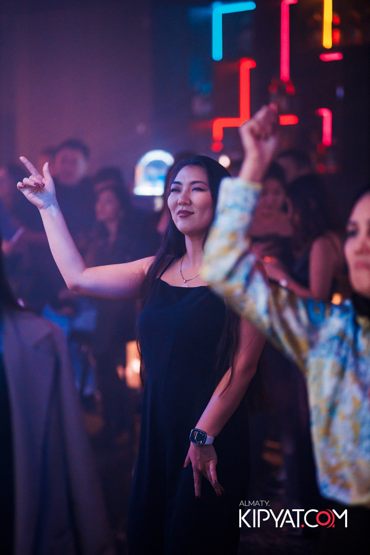 КОНЦЕРТ ГРУППЫ HIFI SANTA BARBARA. КИПЯТКОМ АЛМАТЫ!