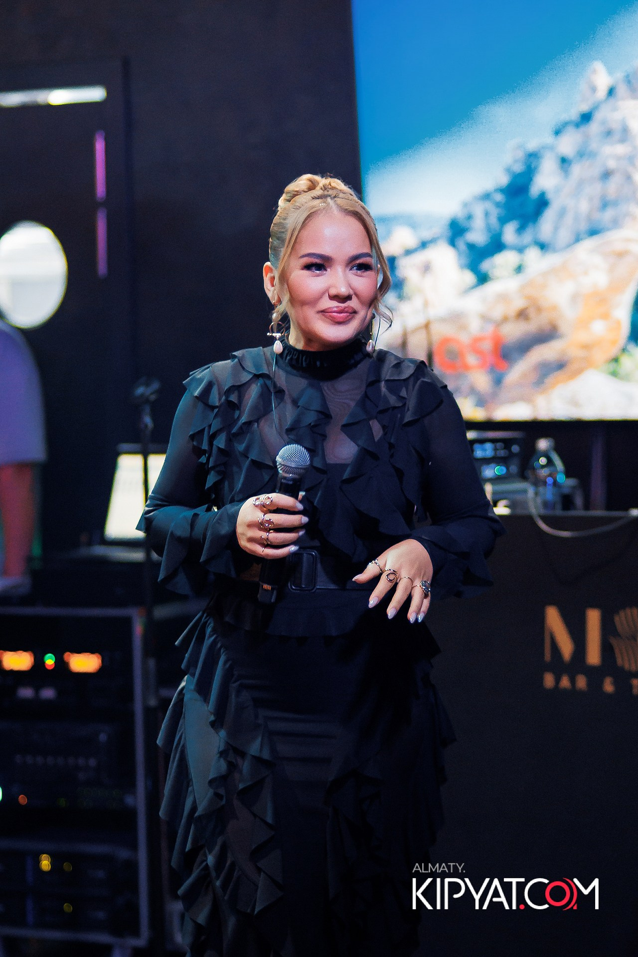 MOOD KARAOKE & TERRACE. КИПЯТКОМ АЛМАТЫ!