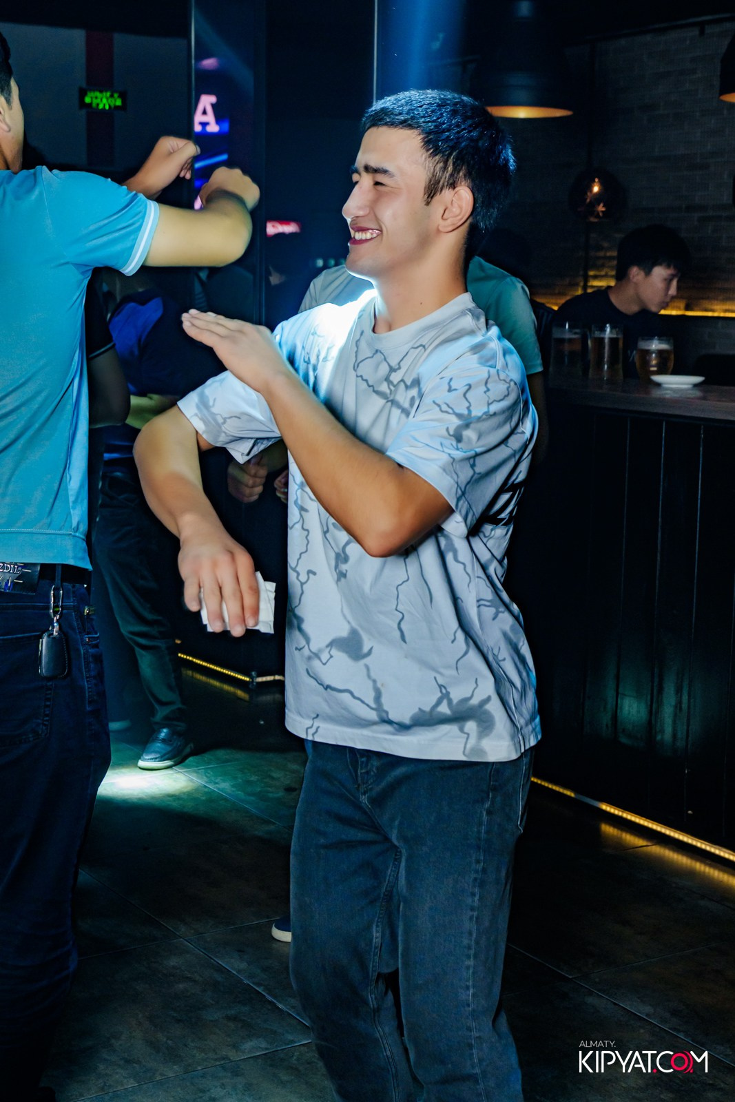 ARAGOSTA DISCO BAR. КИПЯТКОМ АЛМАТЫ!