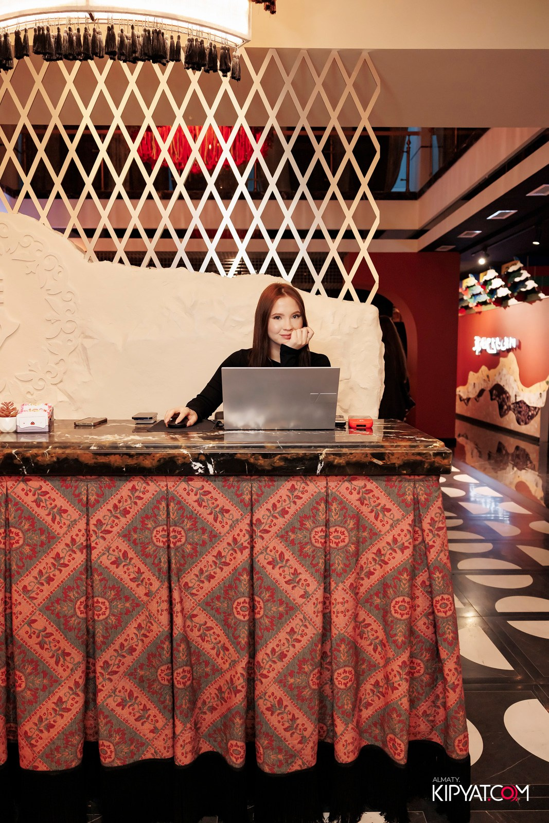 КАРАОКЕ JANYM SOUL НА МАРКОВА. КИПЯТКОМ АЛМАТЫ!