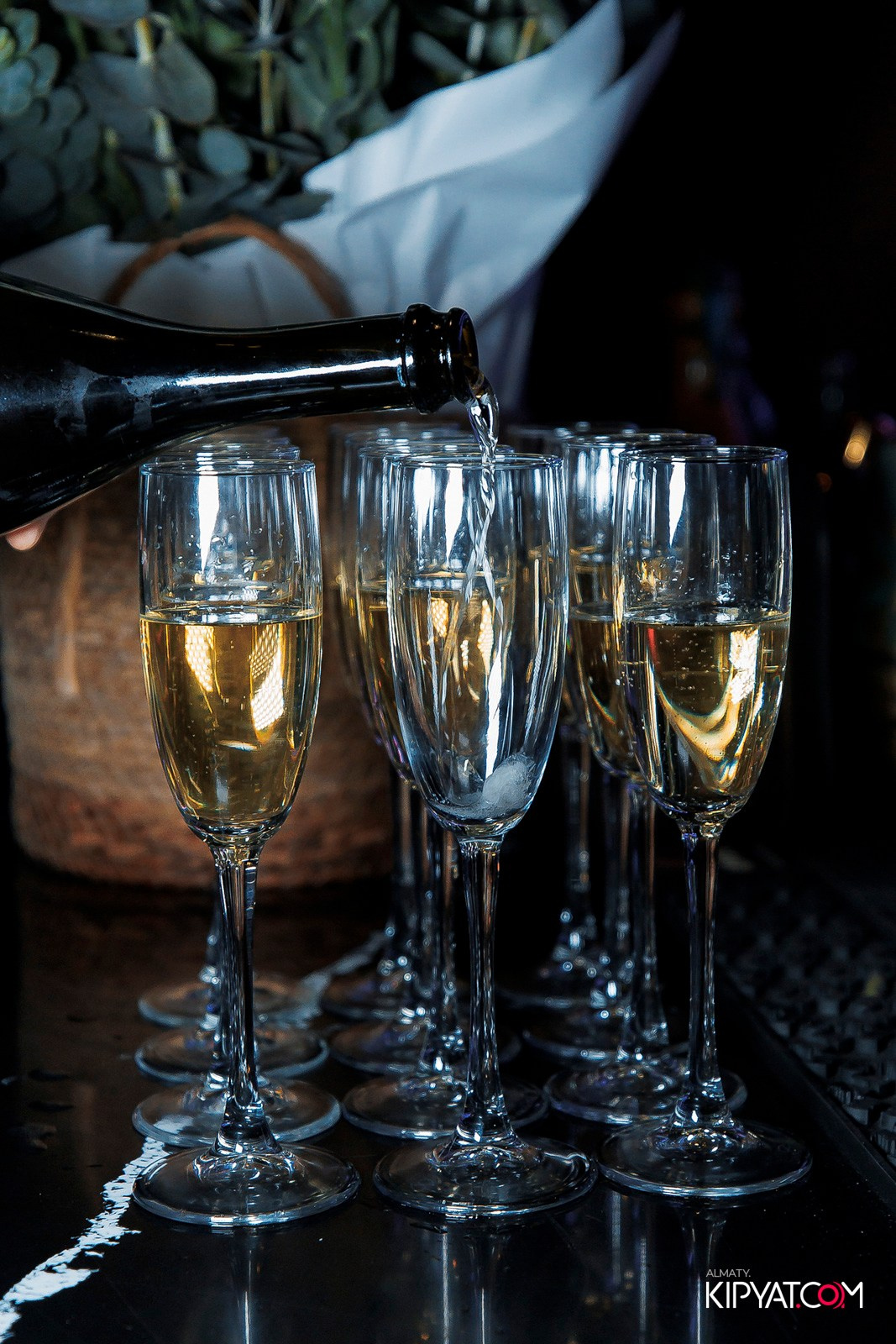 MYATA LOUGE SEIFULLINA. КИПЯТКОМ АЛМАТЫ! Фотосъемка мероприятий в Алматы