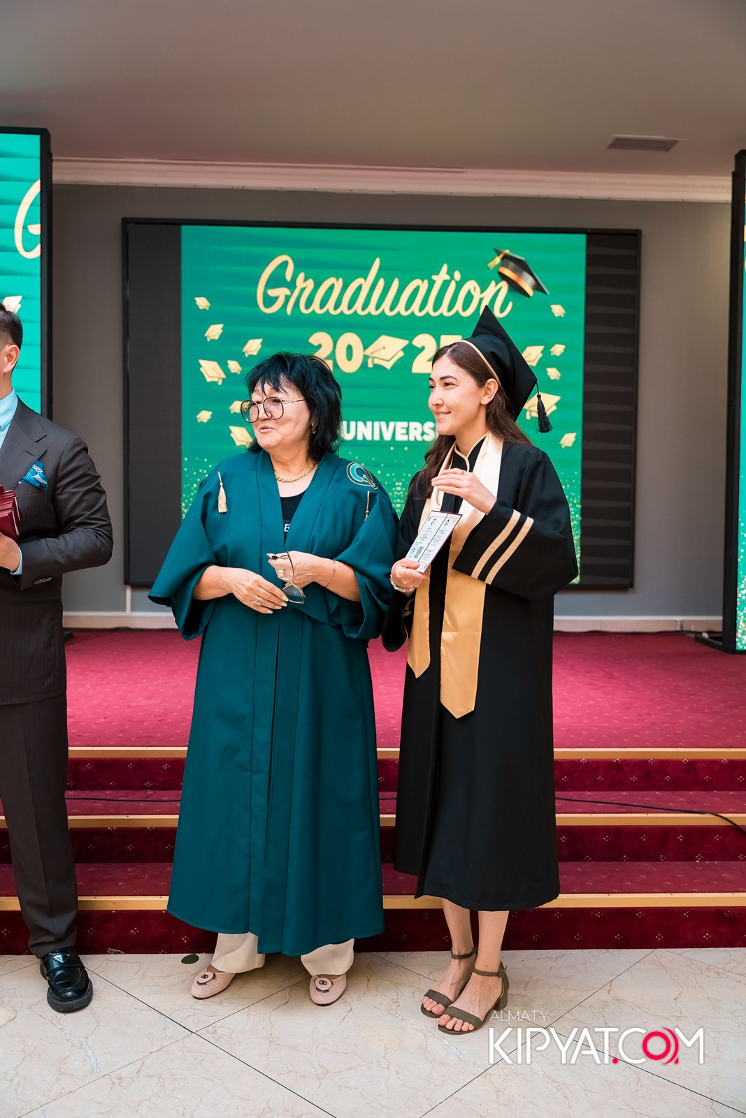 GRADUATION 2025 Q UNIVERSITY. КИПЯТКОМ АЛМАТЫ!