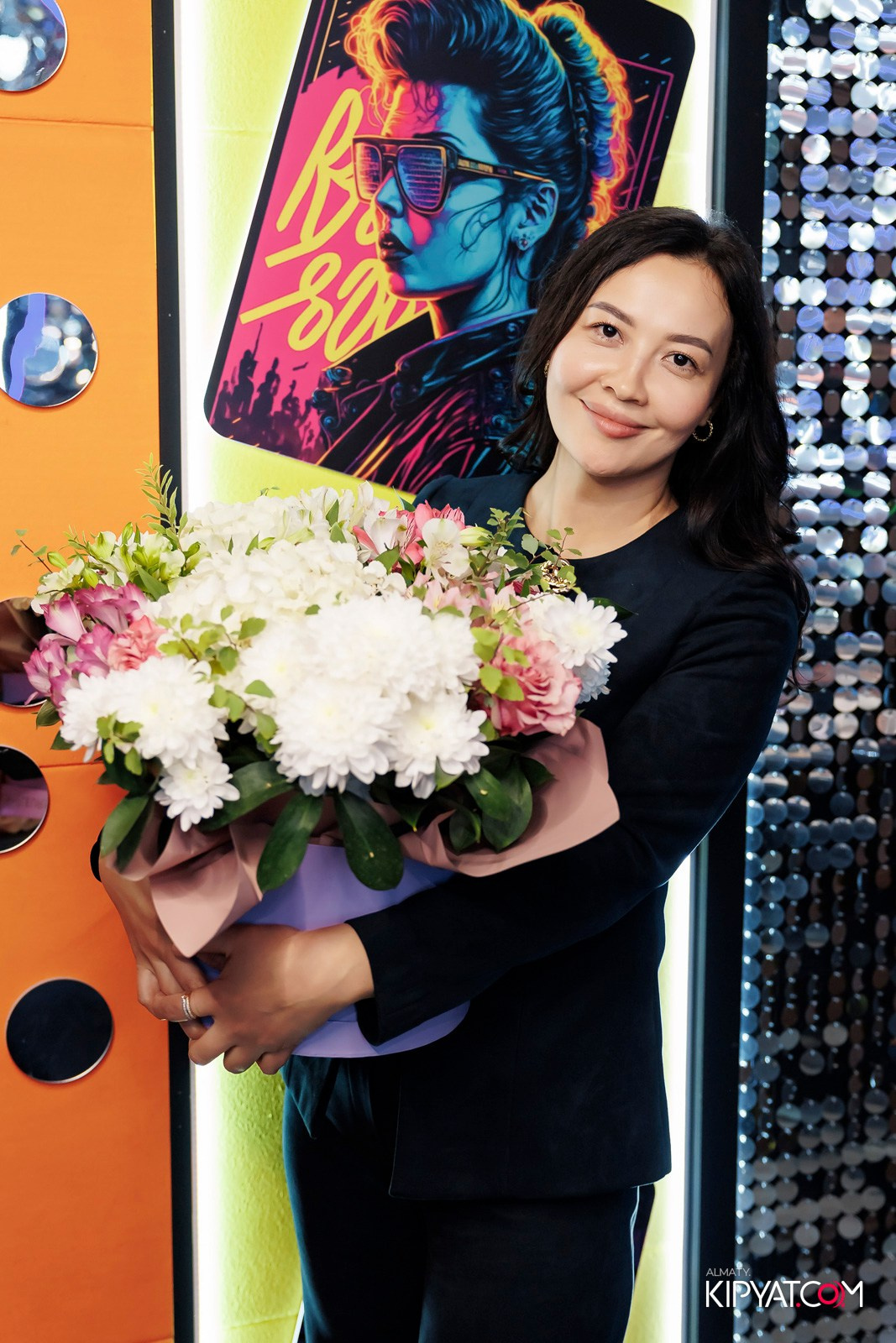 ЗАЯ, НА БИС. КИПЯТКОМ АЛМАТЫ!