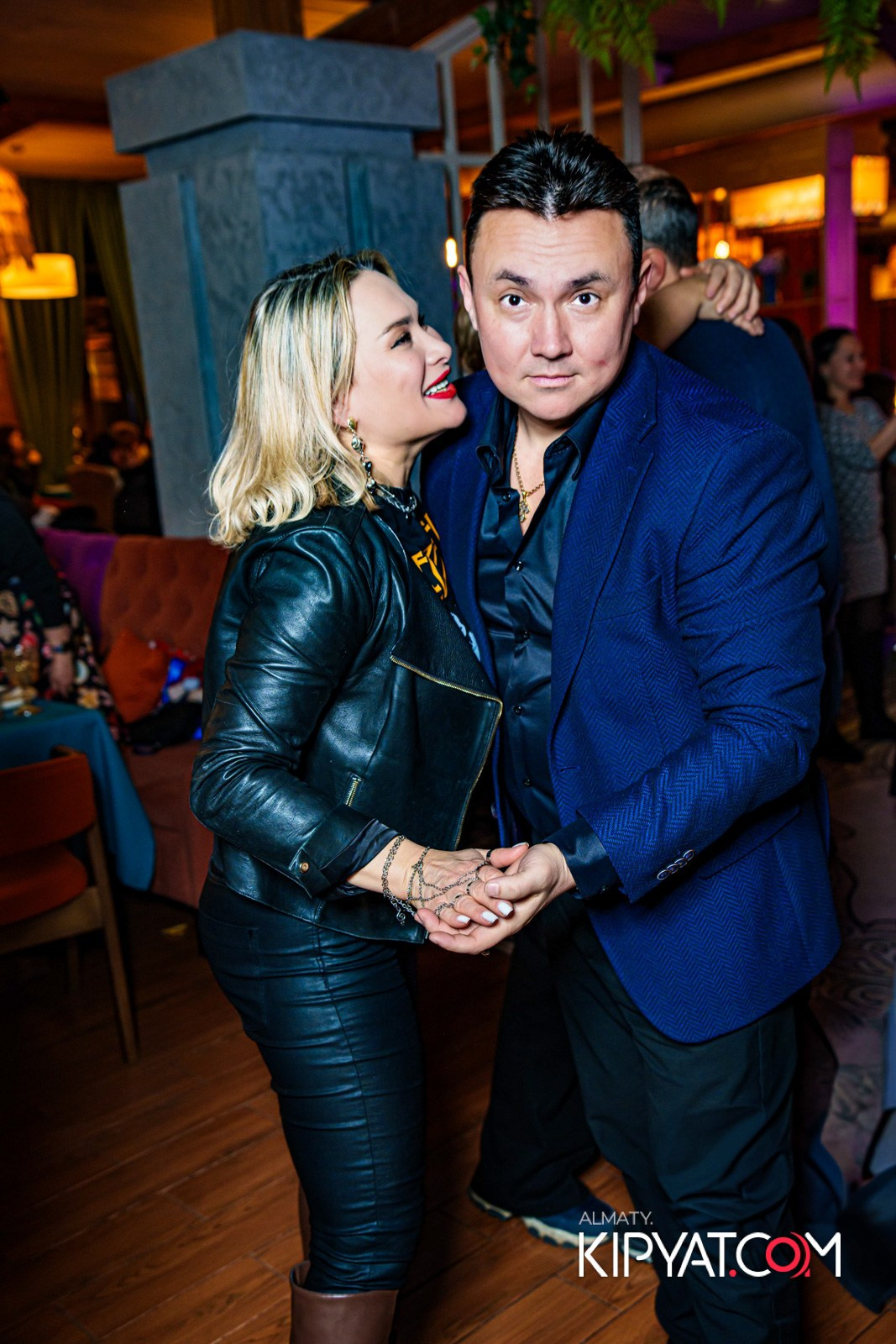 ГРУЗИНСКИЙ ДВОР НА КАБАНБАЙ БАТЫРА. КИПЯТКОМ АЛМАТЫ!