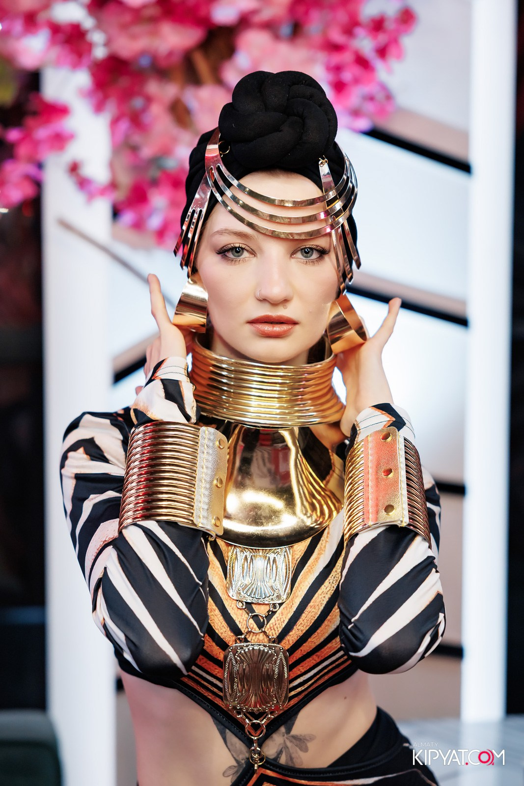 ЗАЯ, НА БИС. КИПЯТКОМ АЛМАТЫ!