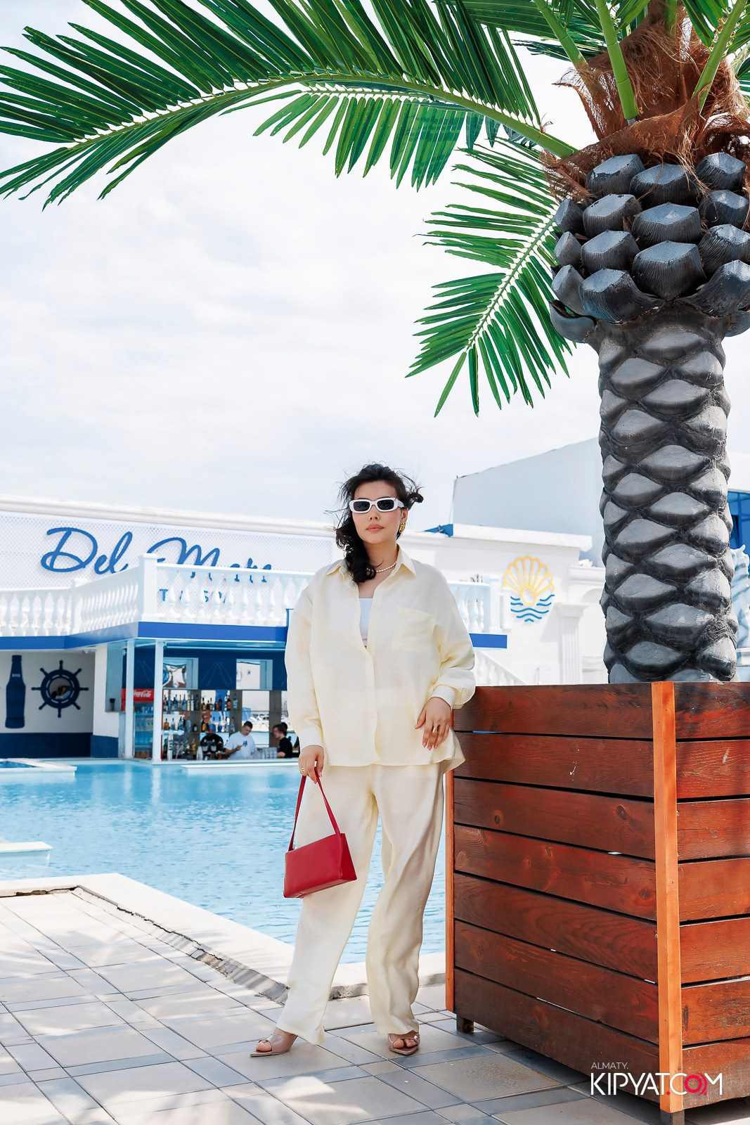 ЗАКРЫТАЯ ВЕЧЕРИНКА В ЧЕСТЬ ОТКРЫТИЯ СЕЗОНА SUMMER POOL BRUNCH. КИПЯТКОМ АЛМАТЫ! Фотосъемка мероприятий в Алматы