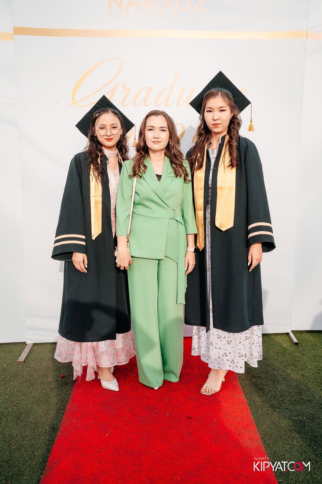 ВРУЧЕНИЕ ДИПЛОМОВ — НАРХОЗ КОЛЛЕДЖ. Part 1. КИПЯТКОМ АЛМАТЫ!