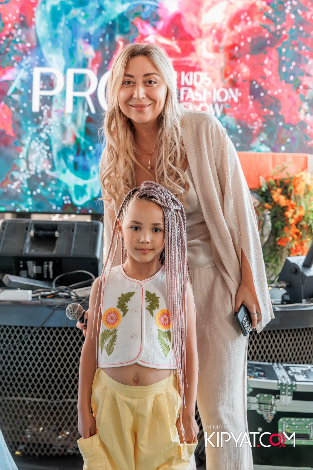 PROM KIDS FASHION SHOW. КИПЯТКОМ АЛМАТЫ!