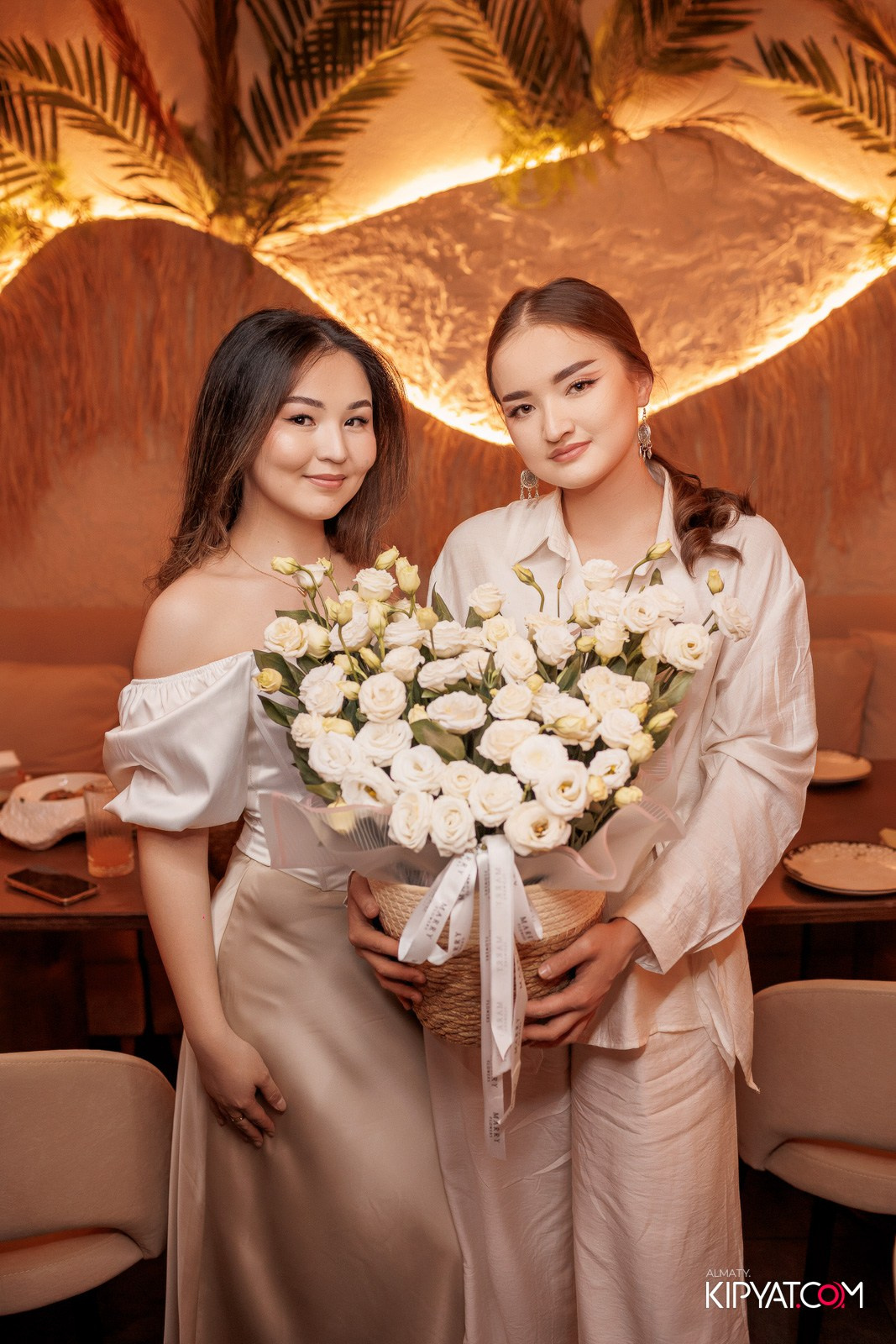 BAY RESTAURANT & BAR. КИПЯТКОМ АЛМАТЫ!