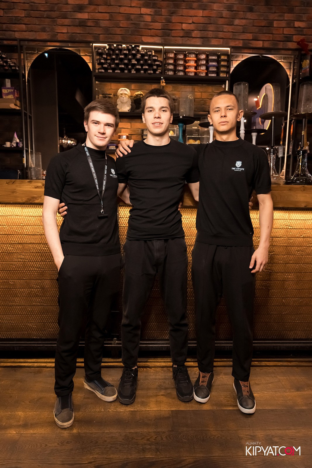 THE ESTATE КАРАОКЕ 1 ГОД. КИПЯТКОМ АЛМАТЫ!