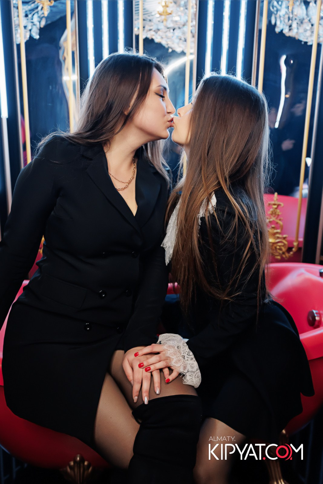 ЗАЯ, НА БИС. КИПЯТКОМ АЛМАТЫ!