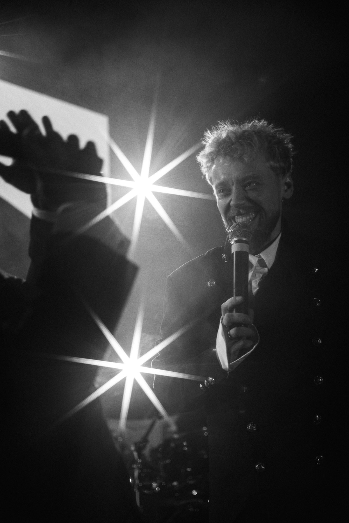 Фотограф на свадебную вечеринку Москва. VERSLIBRE | Свадебный и репортажный фотограф в Санкт-Петербурге, Москве, и Поволжье