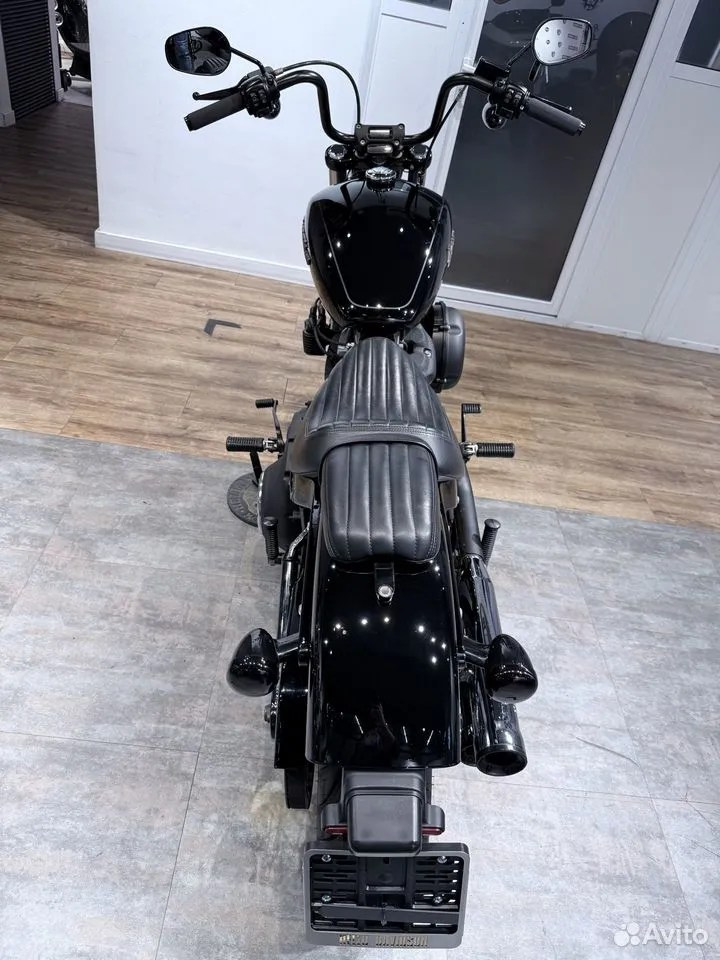 Купить Harley-Davidson 2020 Street Bob (Cobra) (Softail/Dyna) — подробнее на сайте. Hello Davidson, Москва. Только хорошие мотоциклы…
