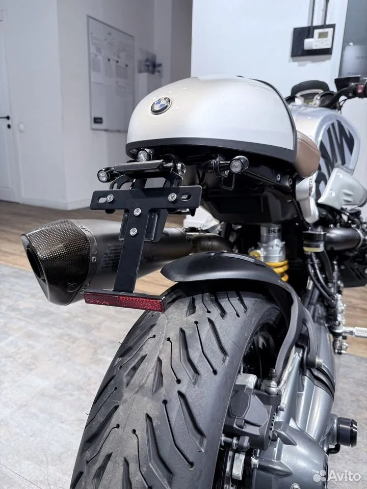 Купить BMW R9T (Street Scrambler) — подробнее на сайте. Hello Davidson, Москва. Только хорошие мотоциклы…