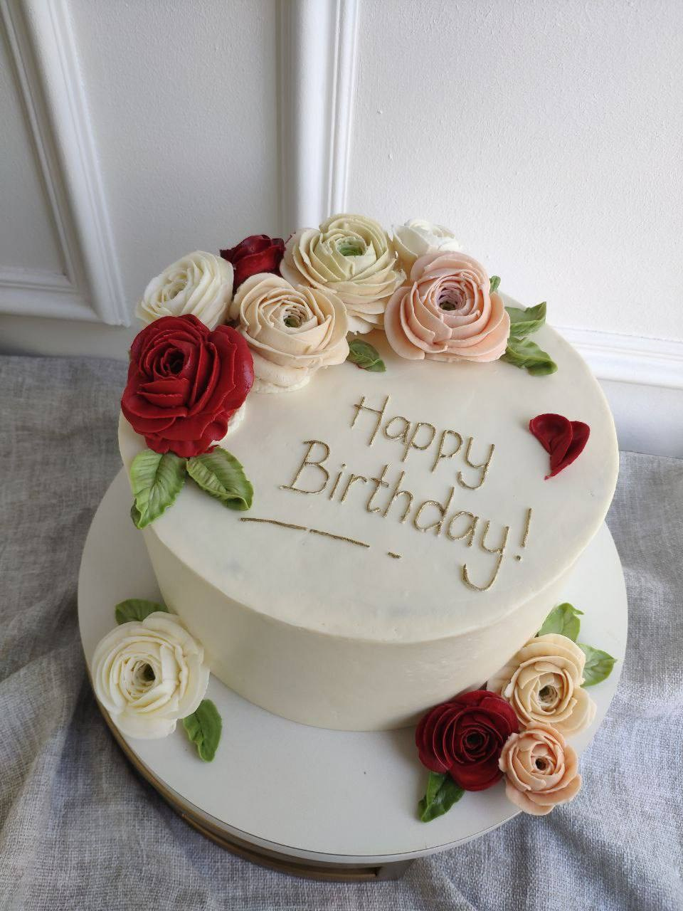 Работы учениц. Аникина Юлия / Кремовая флористика в корейской технике