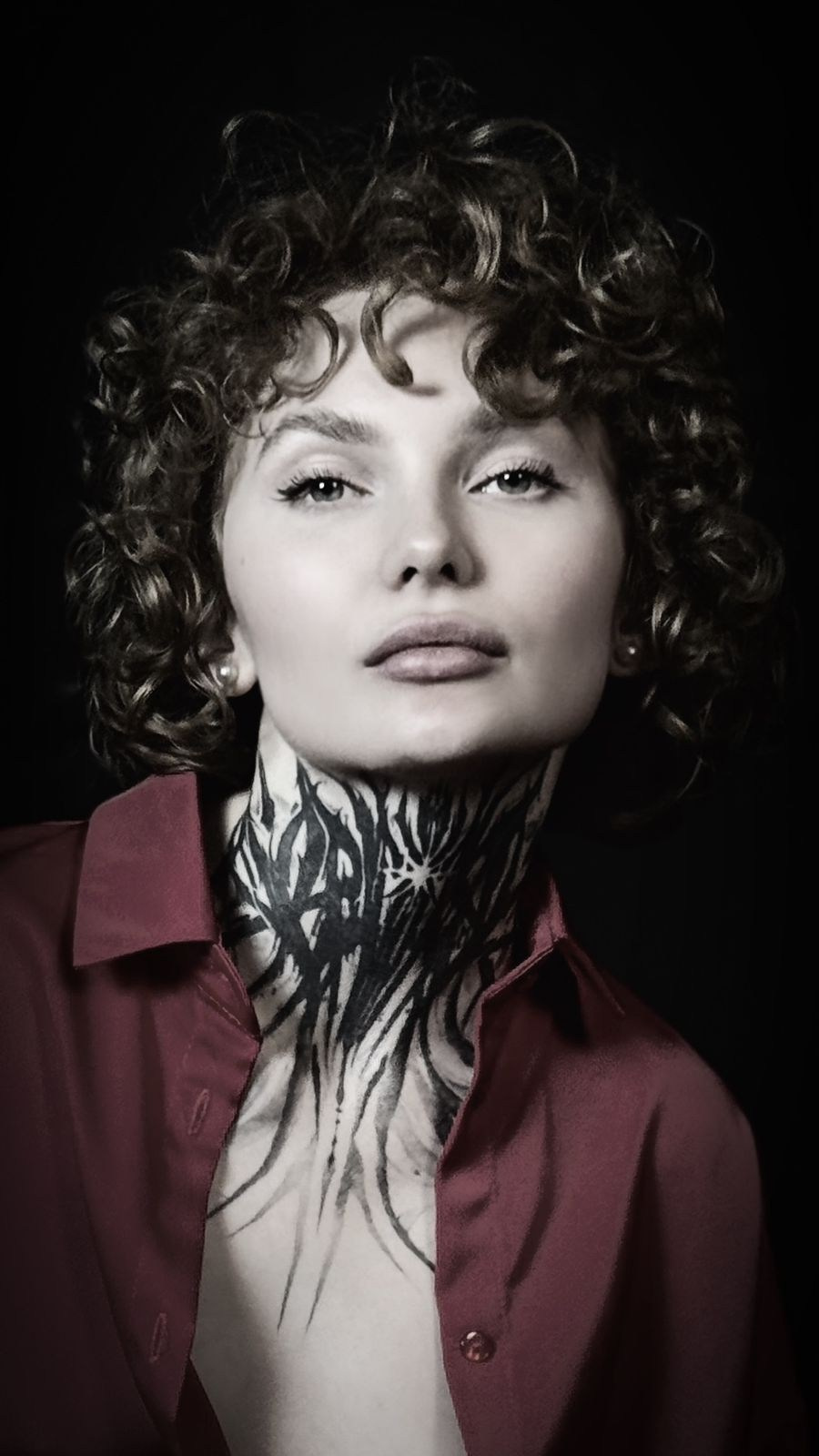 Красная рубашка. Мобильный фотограф Дмитрий Шпуров | KIREVAS