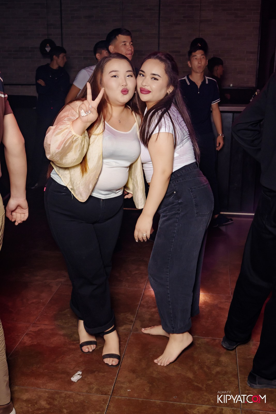 ARAGOSTA. КИПЯТКОМ АЛМАТЫ!