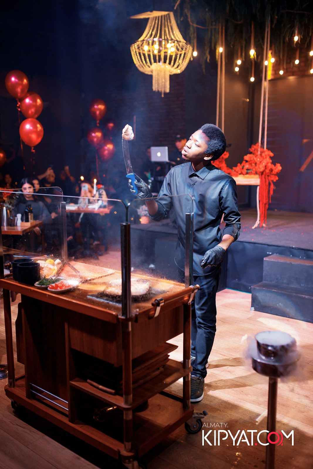 ДЕНЬ РОЖДЕНИЯ ZIYAFET MEAT HOUSE. КИПЯТКОМ АЛМАТЫ!