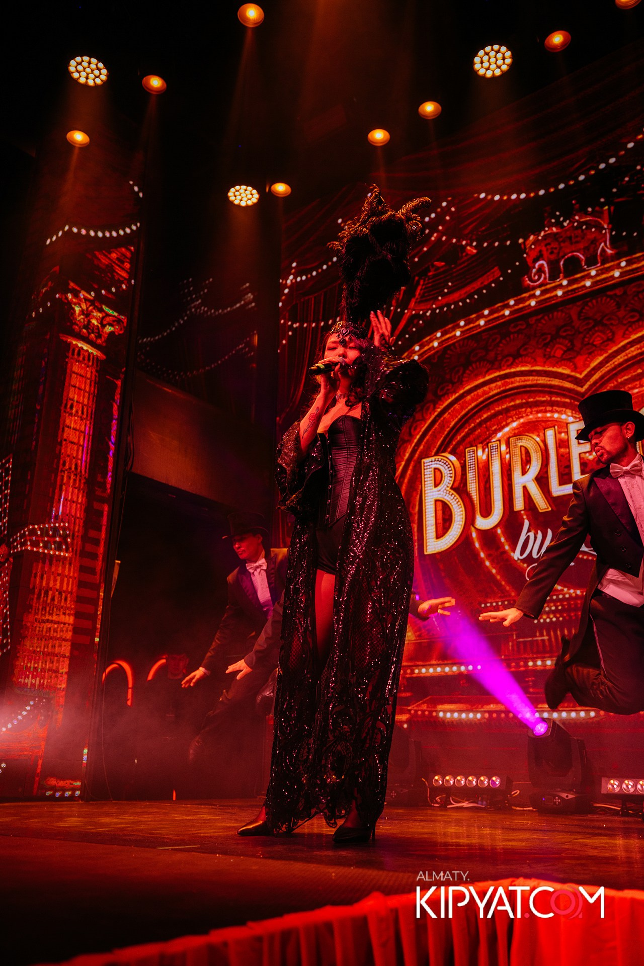 QUEEN. КИПЯТКОМ АЛМАТЫ!