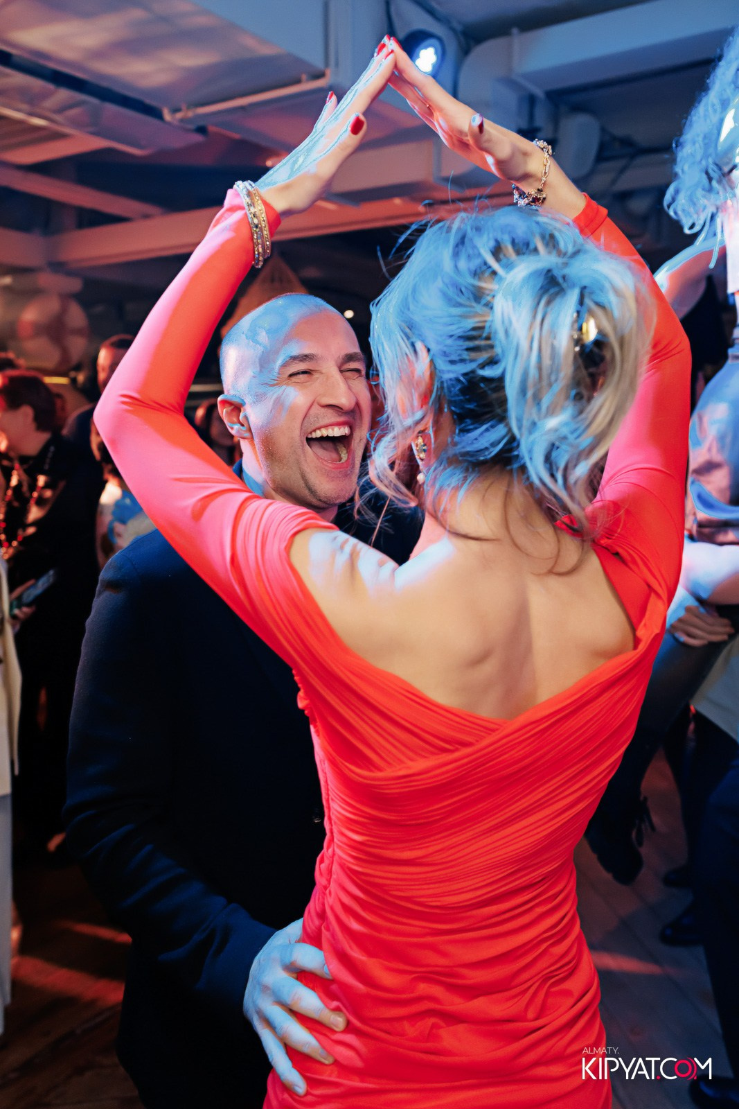 РЕСТОРАН MANANA. КИПЯТКОМ АЛМАТЫ!