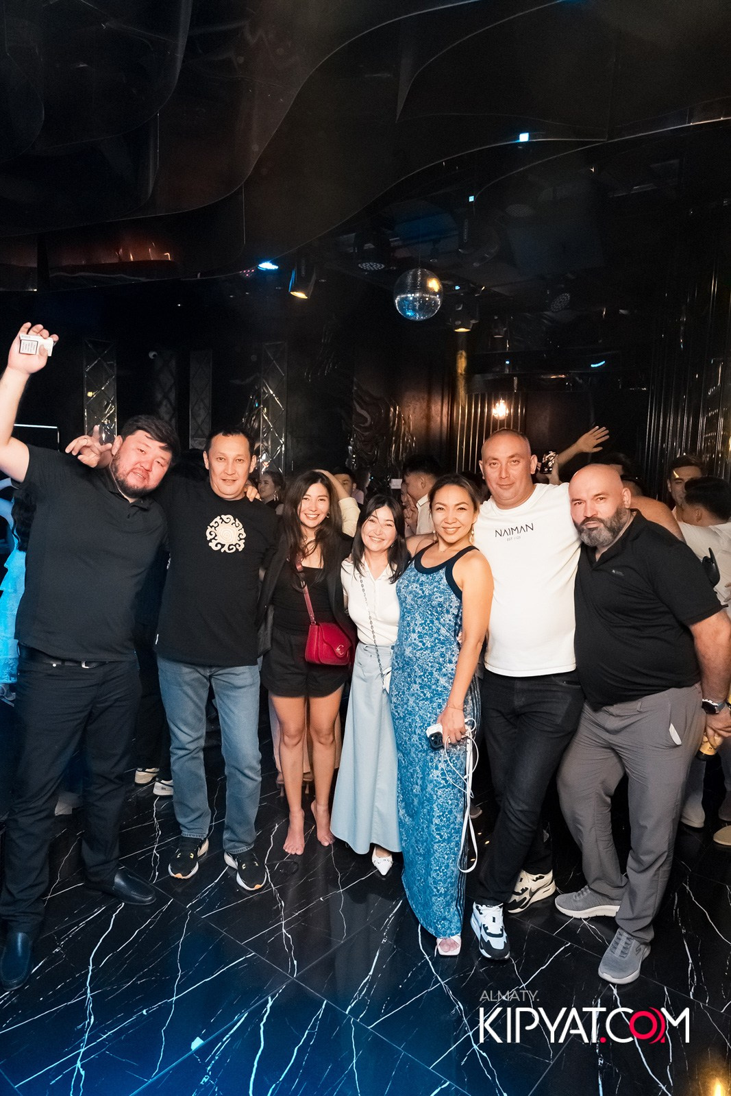 MOOD KARAOKE & TERRACE. КИПЯТКОМ АЛМАТЫ!