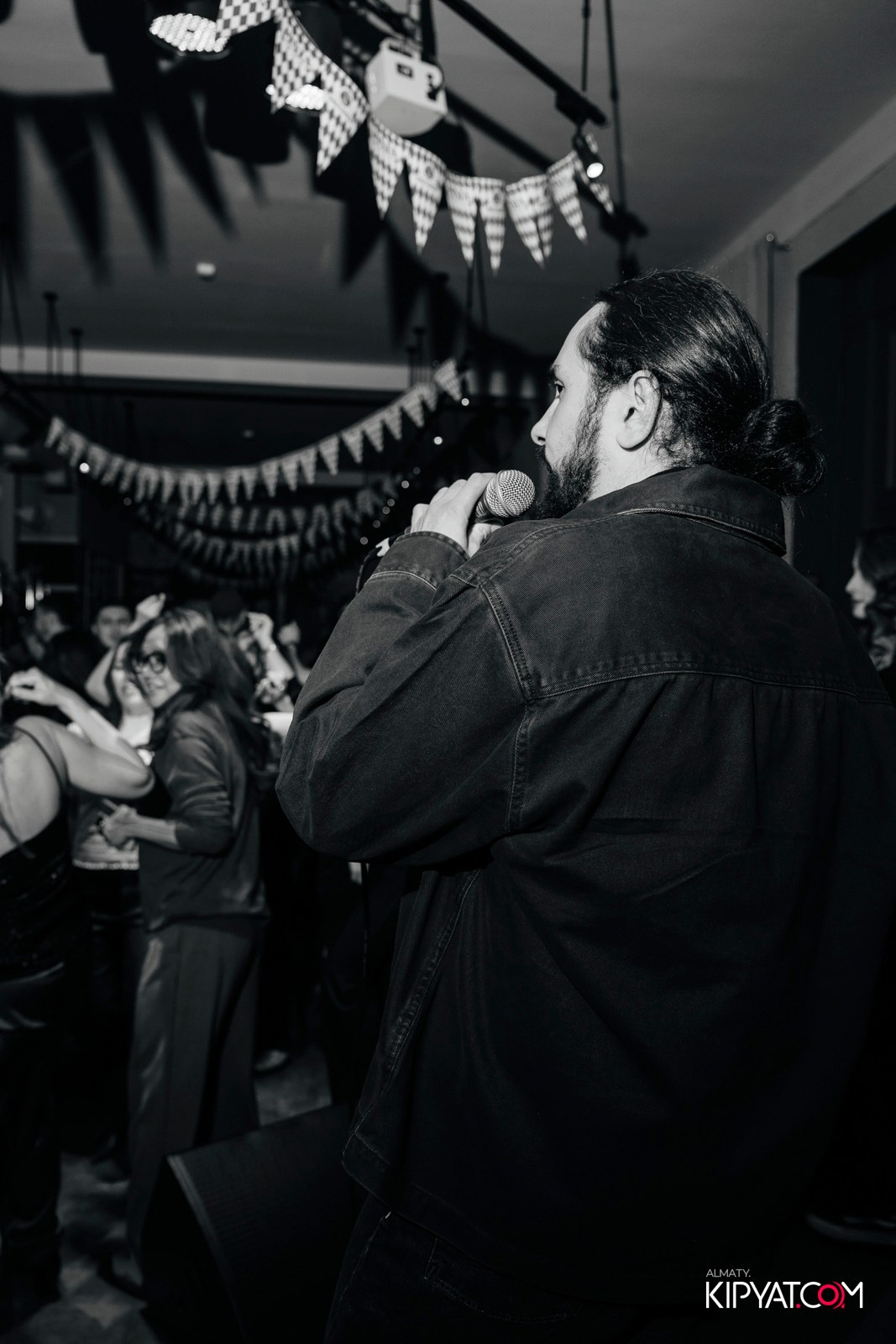 OKTOBERFEST — ПИНТА НА ТУЛЕБАЕВА. КИПЯТКОМ АЛМАТЫ!