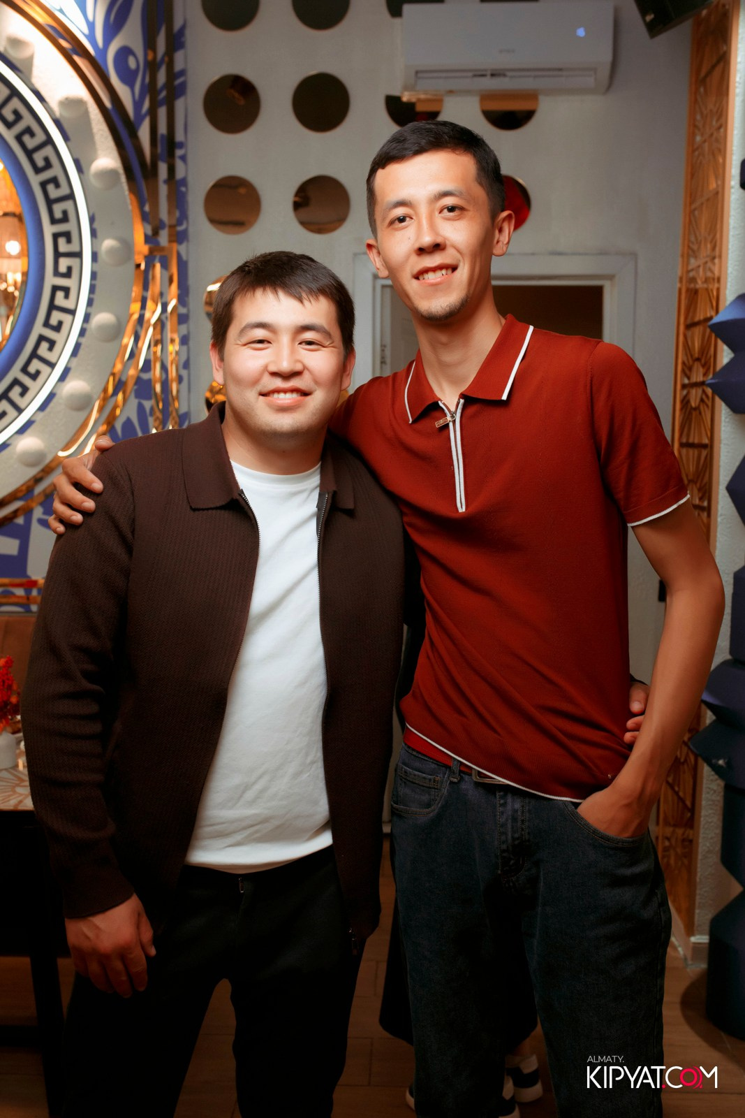 УХО И МЕДВЕДЬ НА КУРМАНГАЗЫ. КИПЯТКОМ АЛМАТЫ! Фотосъемка мероприятий в Алматы