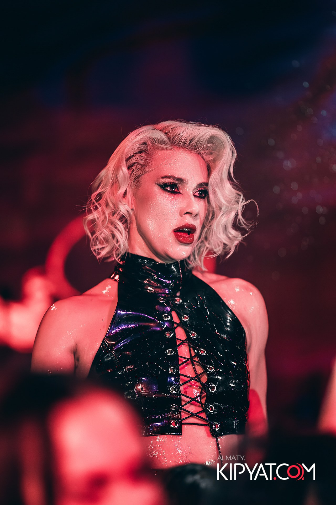 QUEST PISTOLS В РЕСТОРАНЕ NINO. КИПЯТКОМ АЛМАТЫ!